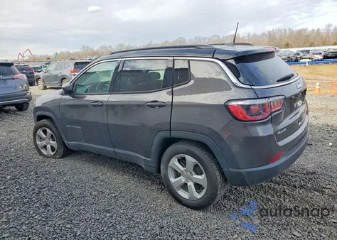 2019 Jeep Compass Latitude из США, поврежденный, VIN 3C4NJDBB2KT735741